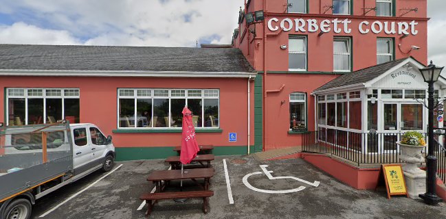 Corbett Court Hotel & Restaurant