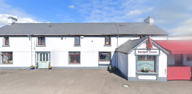 The Sandpit House Bar