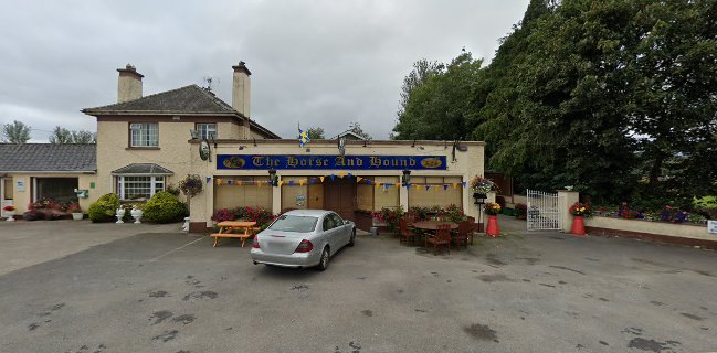 Horse and Hound Pub