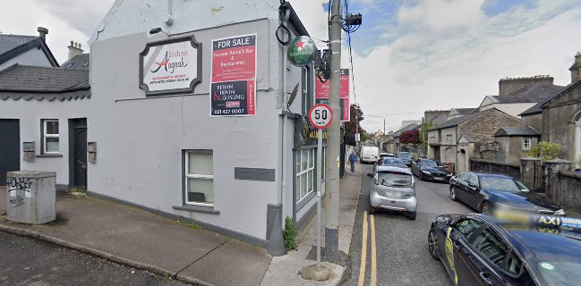 Taj Indian Bar and Restaurant