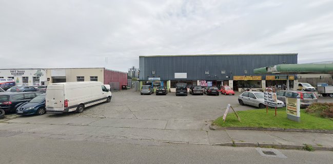 Leslie’s Crossroad Diner