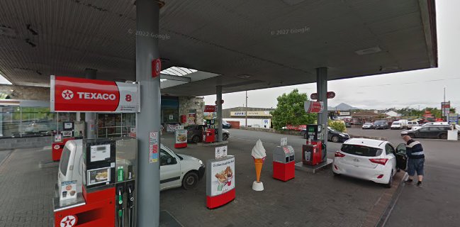 Supermac's and Papa John's Westport