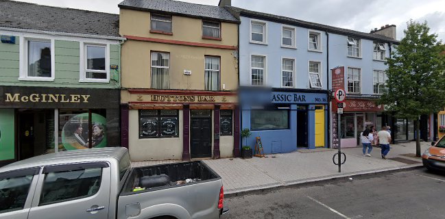 Huttons Bar - Buncrana