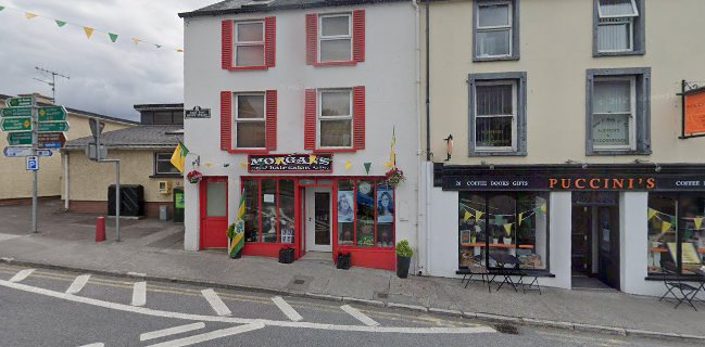 Puccini's Coffee And Books