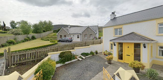 Heavenly Cakes by Louise Clarke - Hospitality and gastronomy