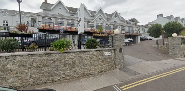 Opinii despre Bellavista Hotel Bar în Cobh - Hospitality and gastronomy