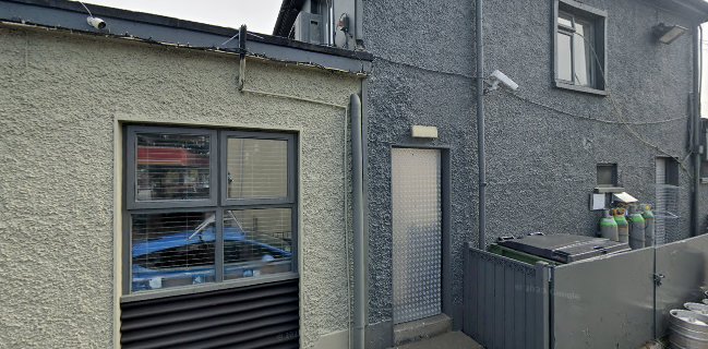 Hi-way Bar & Social Hub (Our restaurant is currently closed)