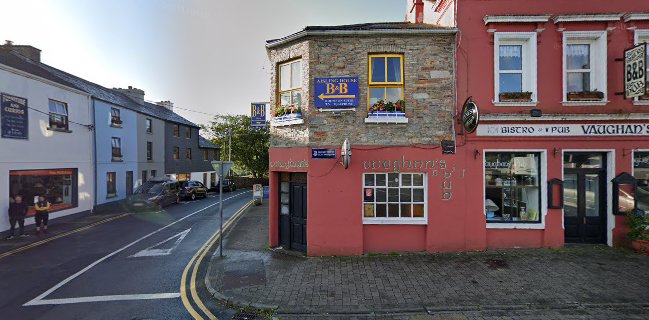 Vaughans Pub And B&B (Beer & Bed)