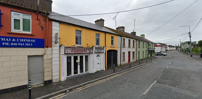 Macaris Take Away and Pizzeria